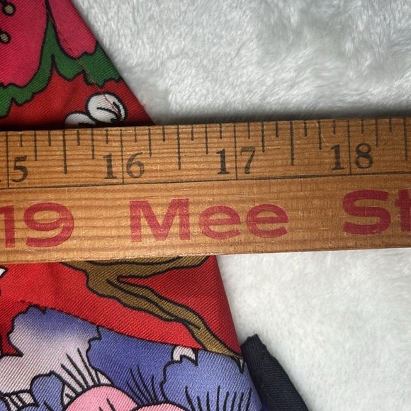 Women’s Express Floral Halter Tank Top - Picture 6 of 7